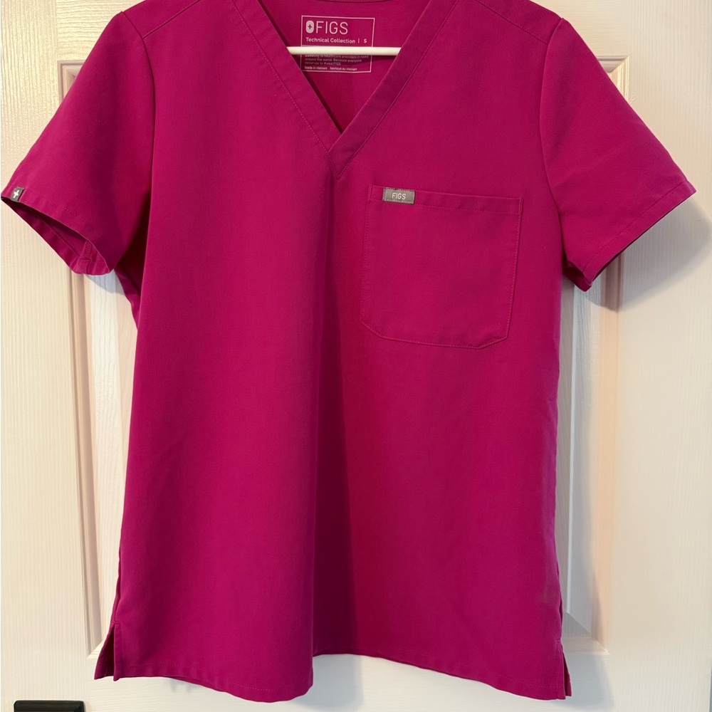 Figs Women's Top in Raspberry Sorbet